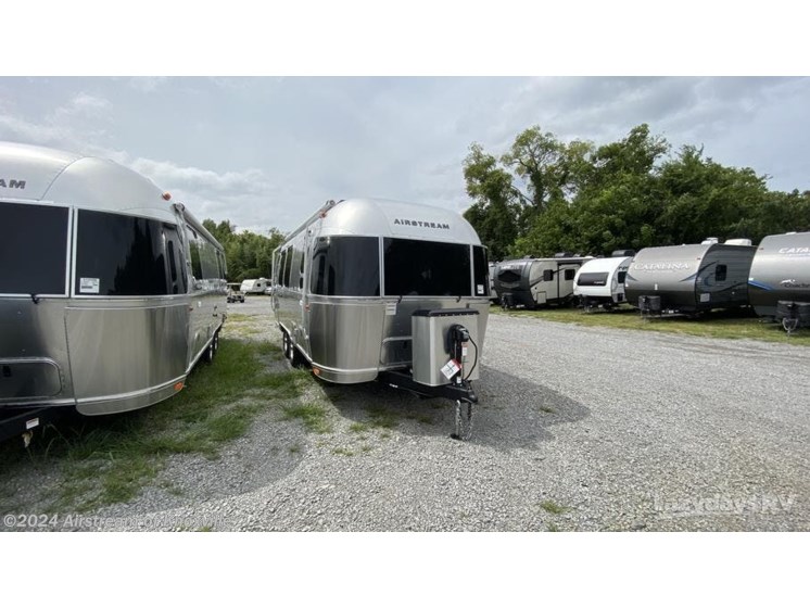 New 2024 Airstream Flying Cloud 23 FB available in Knoxville, Tennessee