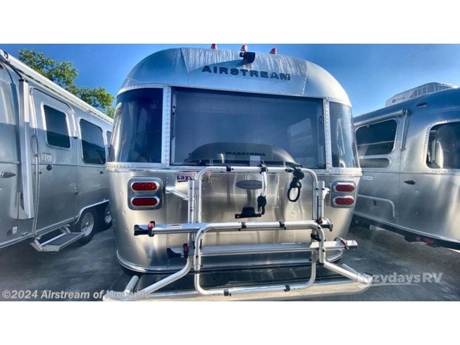 2019 Flying Cloud 25RBQ by Airstream from Airstream of Knoxville in Knoxville, Tennessee