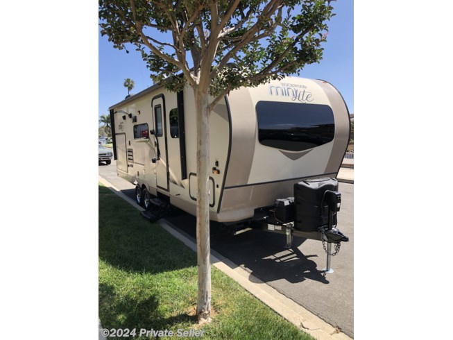 Used 2018 Forest River Rockwood Mini Lite 2507S available in San Pedro, California