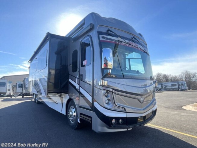 2024 Fleetwood Discovery LXE 44B - New Class A For Sale by Bob Hurley RV in Oklahoma City, Oklahoma