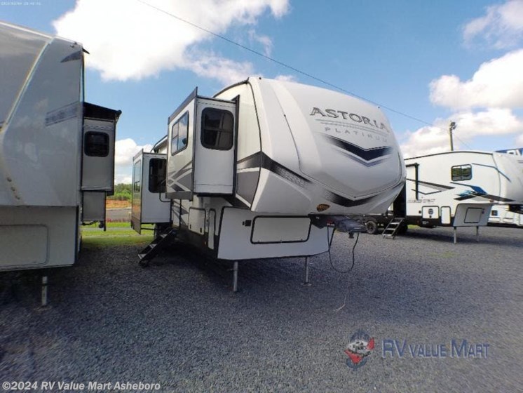 Used 2022 Dutchmen Astoria 3803FLP available in Franklinville, North Carolina