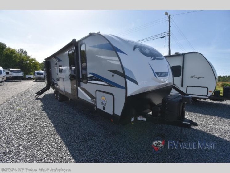 Used 2022 Forest River Cherokee Alpha Wolf 30RDB-L available in Franklinville, North Carolina