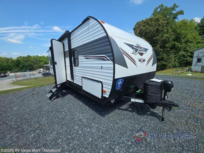 2022 Shasta 25RS by Shasta from RV Value Mart - Asheboro in Franklinville, North Carolina