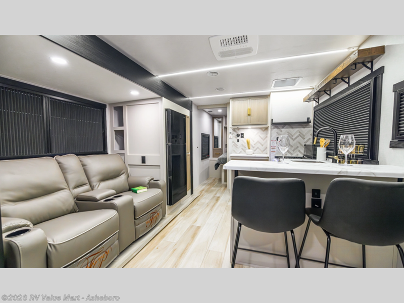 2026 Wildwood Heritage Glen Hyper-Lyte 24RBHL by Forest River from RV Value Mart - Asheboro in Franklinville, North Carolina