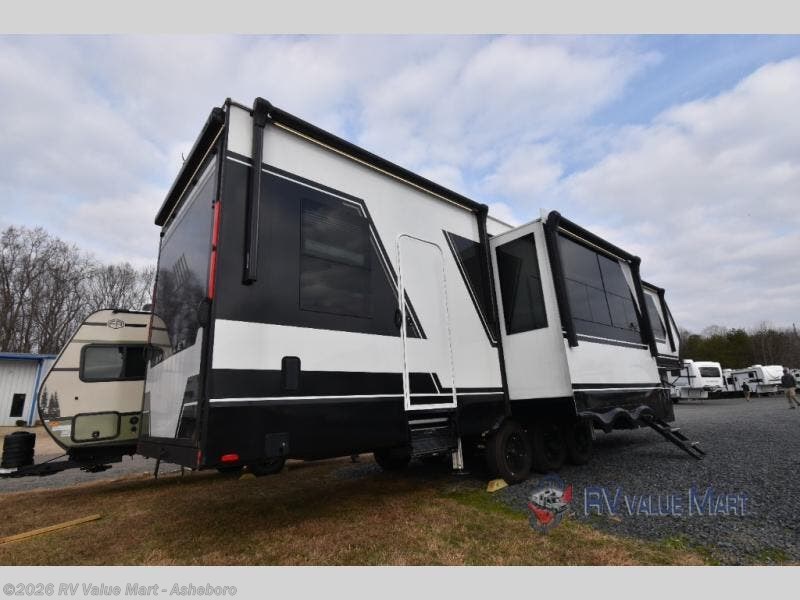 Used 2024 Brinkley RV Model G 3500 available in Franklinville, North Carolina