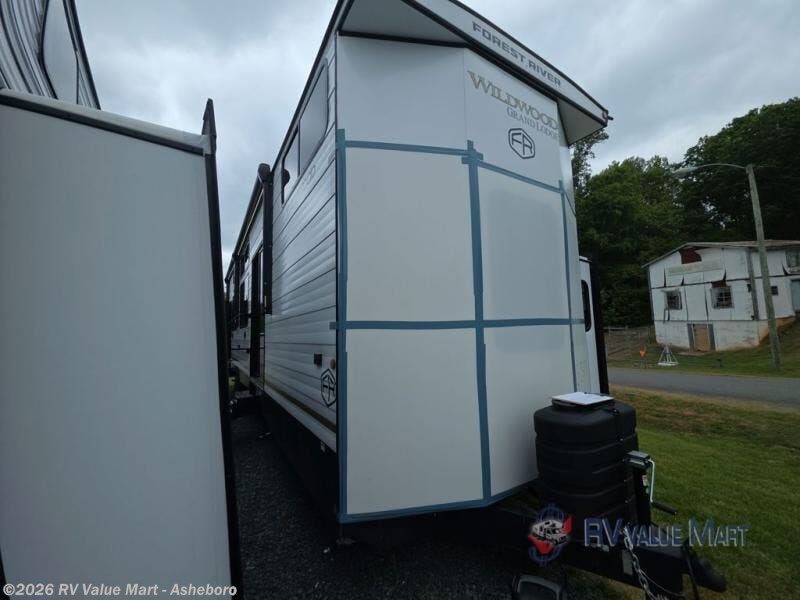 2026 Wildwood Grand Lodge 42ICE by Forest River from RV Value Mart - Asheboro in Franklinville, North Carolina