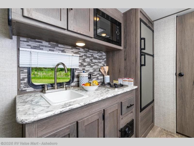 Used 2022 Gulf Stream Ameri-Lite Super Lite 199DD available in Franklinville, North Carolina