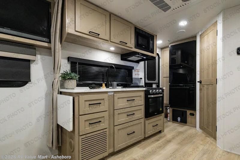 2027 Flagstaff Micro Lite 21FBRS by Forest River from RV Value Mart - Asheboro in Franklinville, North Carolina