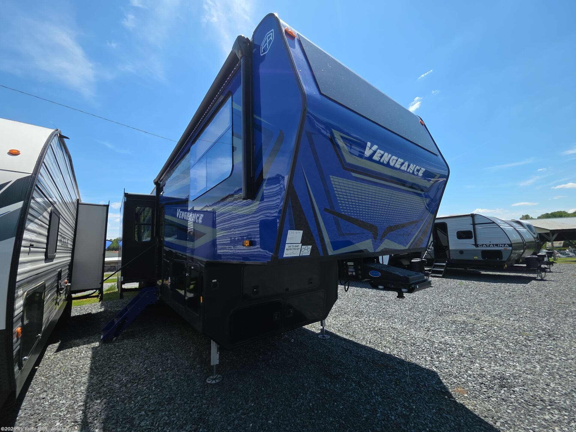 2026 Forest River Vengeance Rogue Armored 4415 - New Fifth Wheel For Sale by RV Value Mart - Asheboro in Franklinville, North Carolina