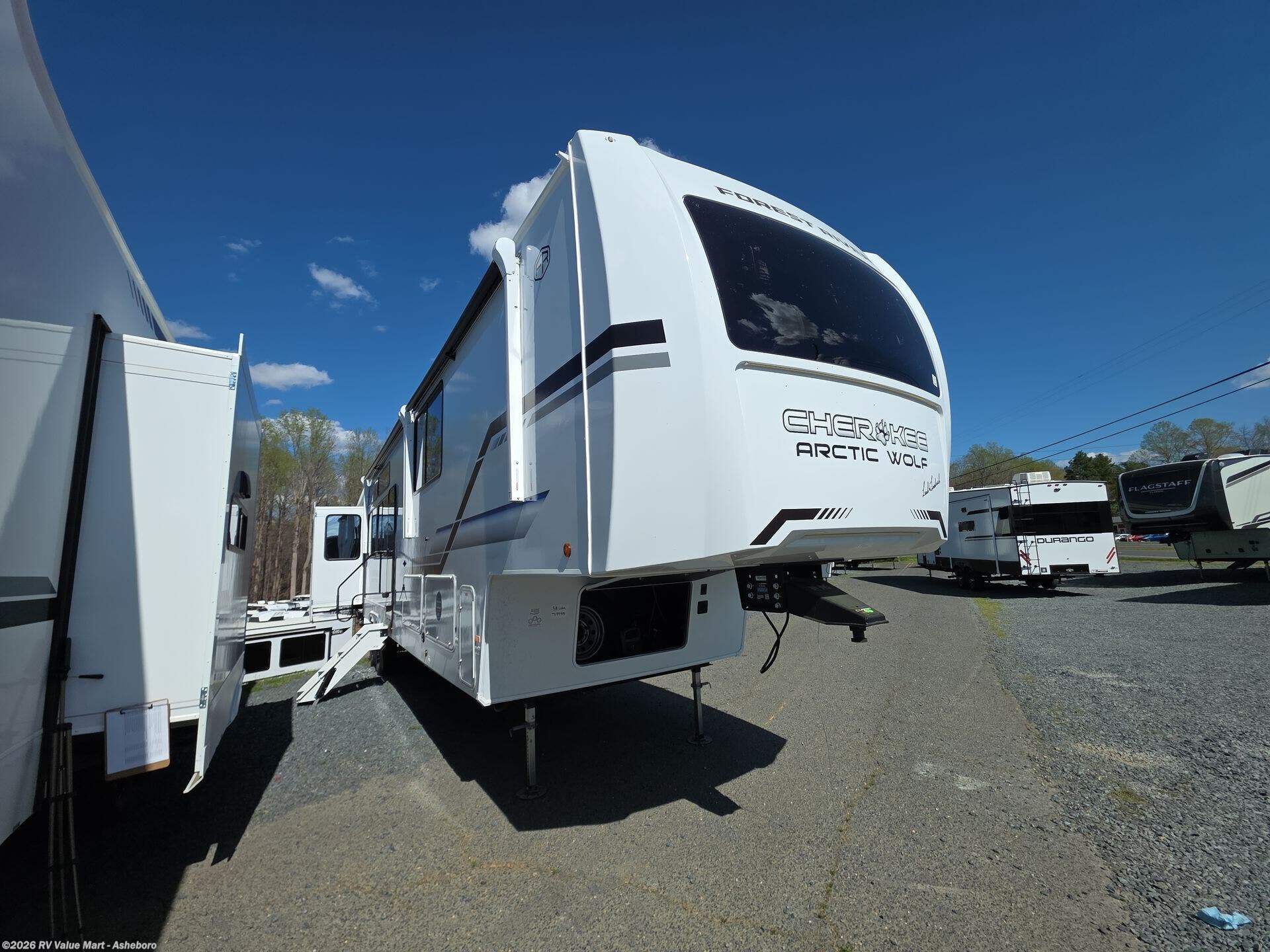 2026 Forest River Cherokee Arctic Wolf 38LEAH.G - New Fifth Wheel For Sale by RV Value Mart - Asheboro in Franklinville, North Carolina