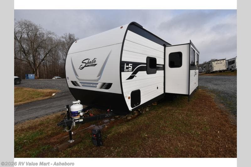 2026 Shasta I-5 Edition 527BHS - New Travel Trailer For Sale by RV Value Mart - Asheboro in Franklinville, North Carolina