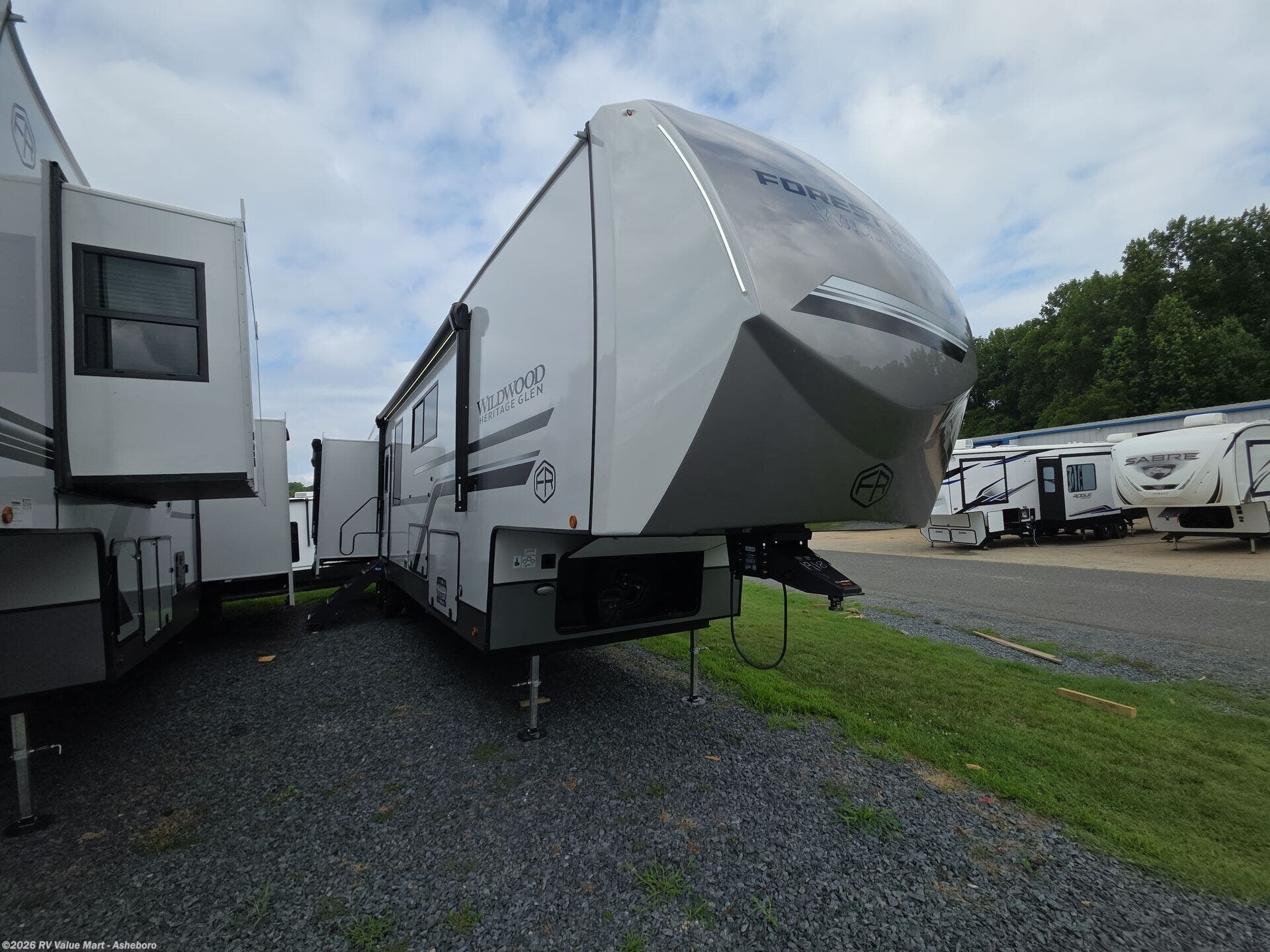 2027 Forest River Wildwood Heritage Glen 380WDR - New Fifth Wheel For Sale by RV Value Mart - Asheboro in Franklinville, North Carolina