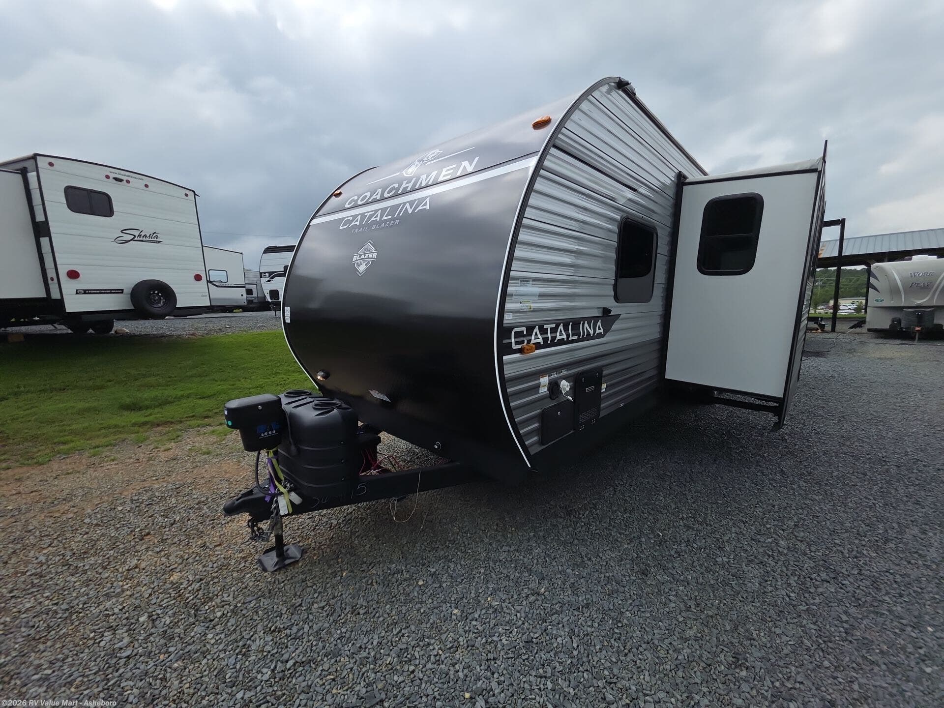 New 2026 Coachmen Catalina Trail Blazer 29THS available in Franklinville, North Carolina