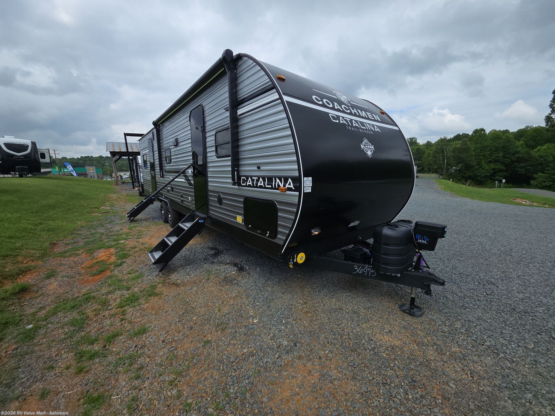 2026 Coachmen Catalina Trail Blazer 29THS - New Travel Trailer For Sale by RV Value Mart - Asheboro in Franklinville, North Carolina