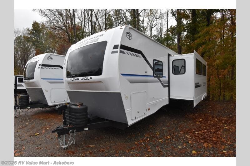 2026 Forest River Cherokee Alpha Wolf 29TB - New Travel Trailer For Sale by RV Value Mart - Asheboro in Franklinville, North Carolina