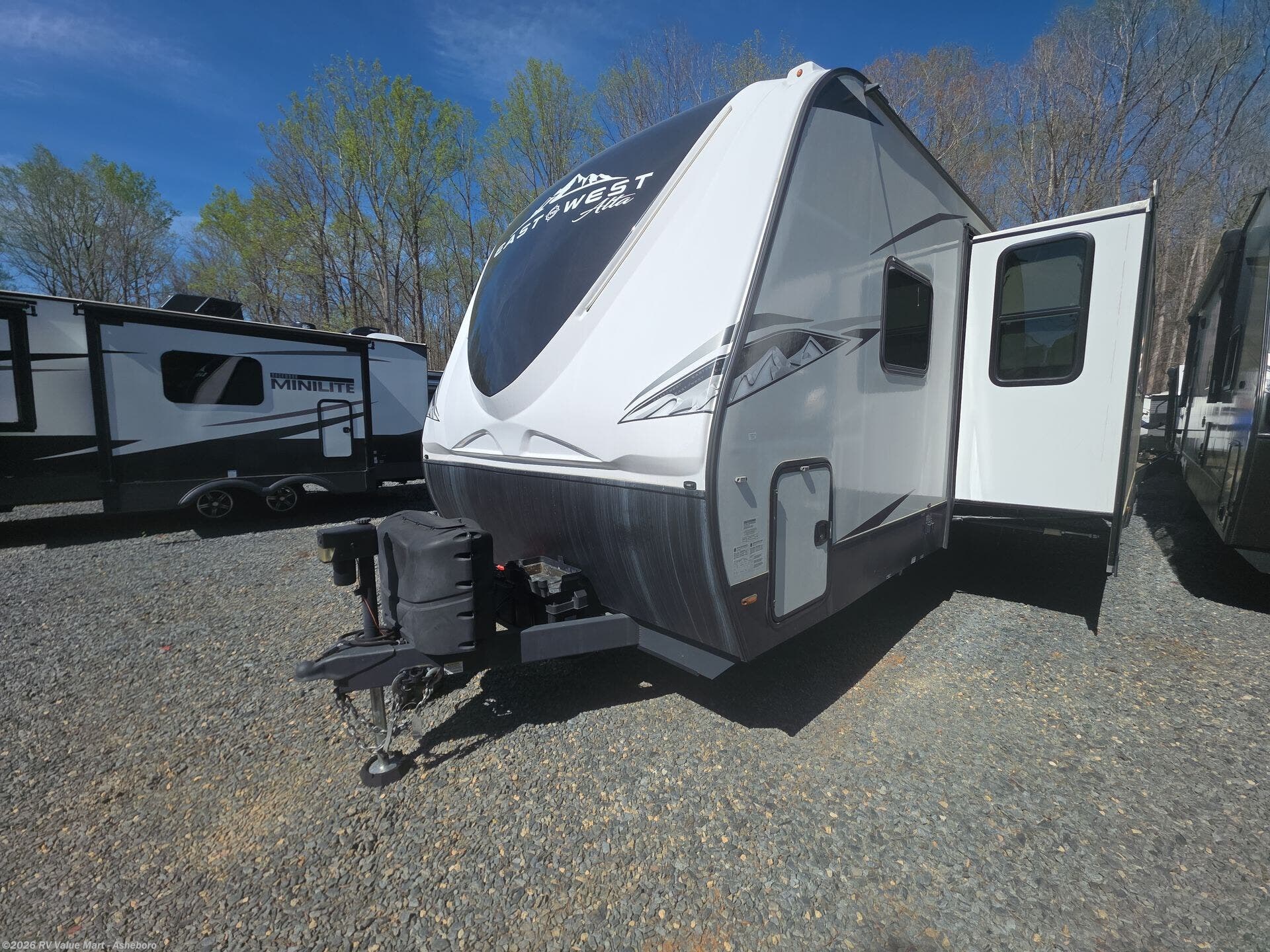 Used 2022 East to West Alta 2800KBH available in Franklinville, North Carolina