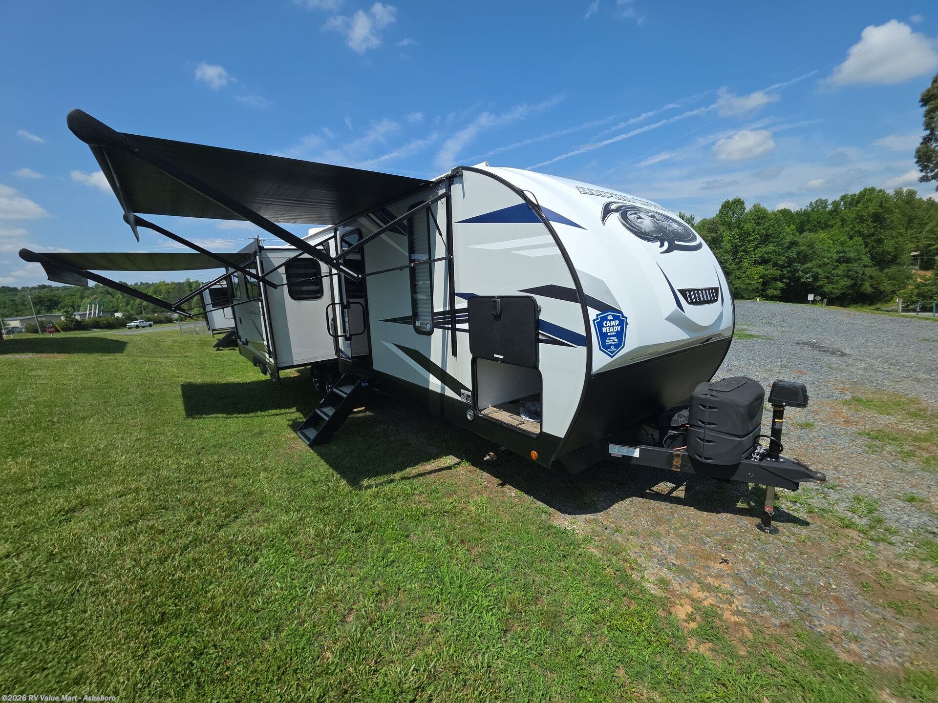 2021 Forest River Cherokee Alpha Wolf 26RL - Used Travel Trailer For Sale by RV Value Mart - Asheboro in Franklinville, North Carolina