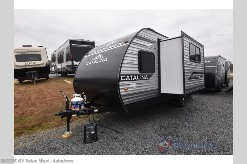 2026 Coachmen Catalina Summit Series 7 184BHSX - New Travel Trailer For Sale by RV Value Mart - Asheboro in Franklinville, North Carolina