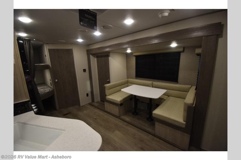New 2026 Coachmen Catalina Summit Series 8 231BHS available in Franklinville, North Carolina