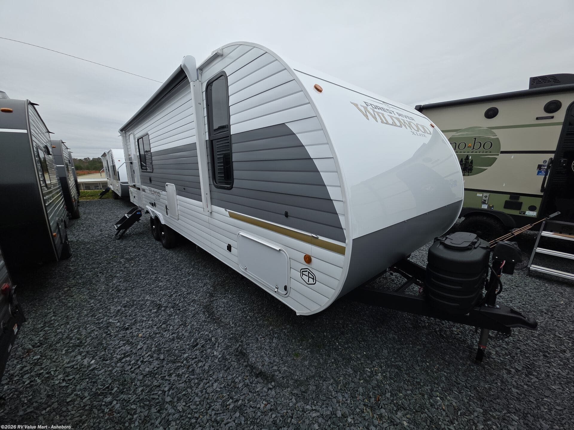 2026 Forest River Wildwood X-Lite 25ICE - New Travel Trailer For Sale by RV Value Mart - Asheboro in Franklinville, North Carolina