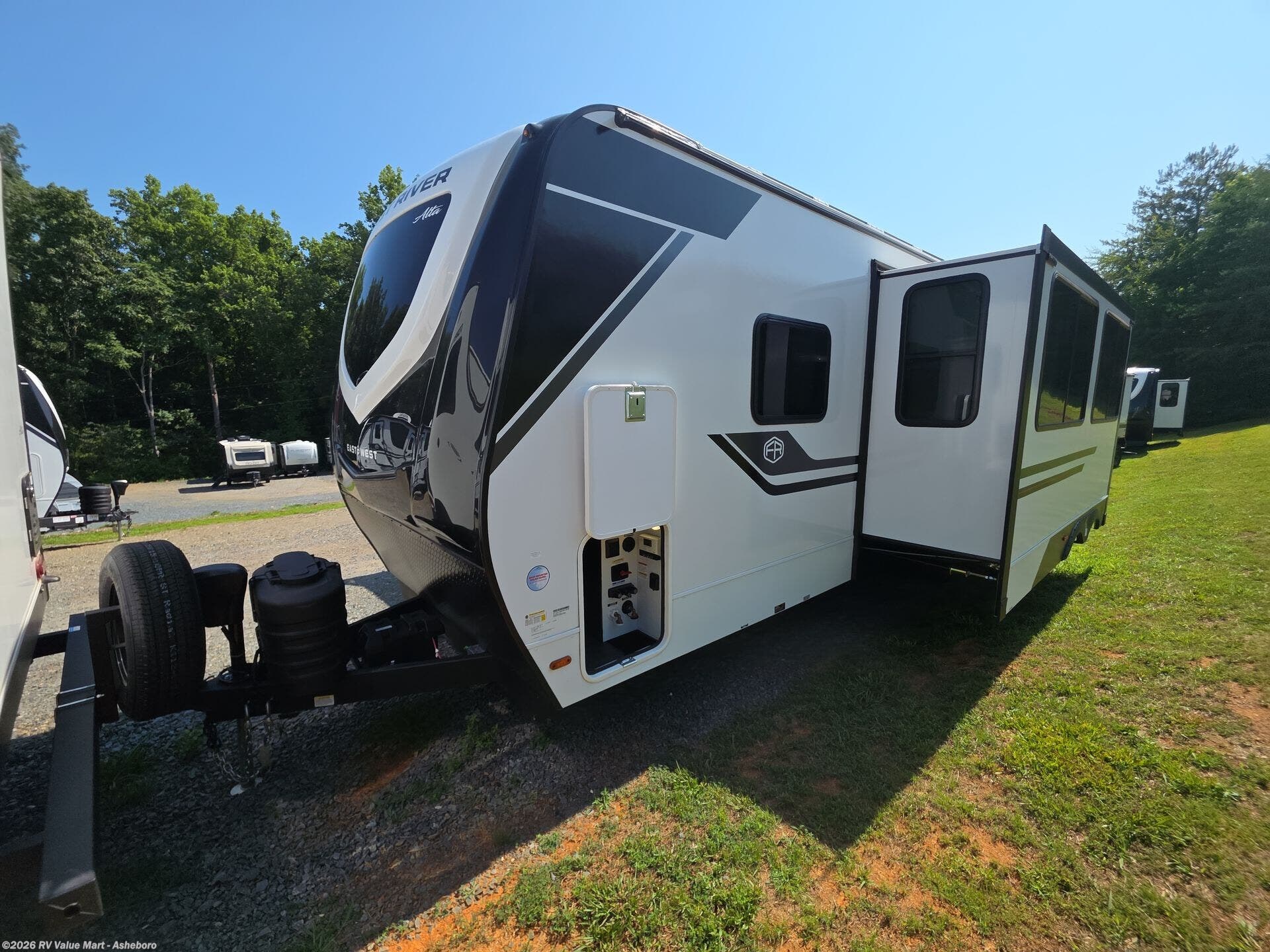 New 2027 East to West Alta 2800KBH available in Franklinville, North Carolina