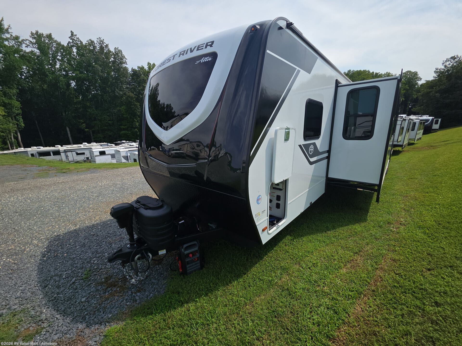 New 2027 East to West Alta 3150KBH available in Franklinville, North Carolina