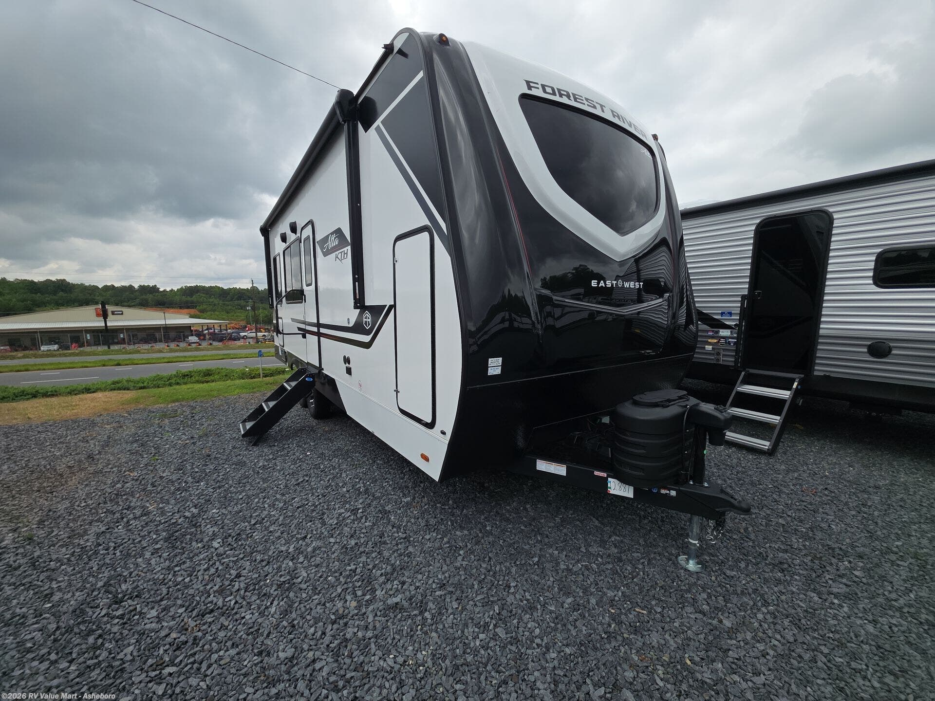 2026 East to West Alta 2400KTH - New Travel Trailer For Sale by RV Value Mart - Asheboro in Franklinville, North Carolina