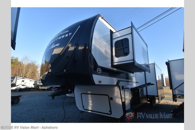 2026 East to West Ahara 390DS - New Fifth Wheel For Sale by RV Value Mart - Asheboro in Franklinville, North Carolina