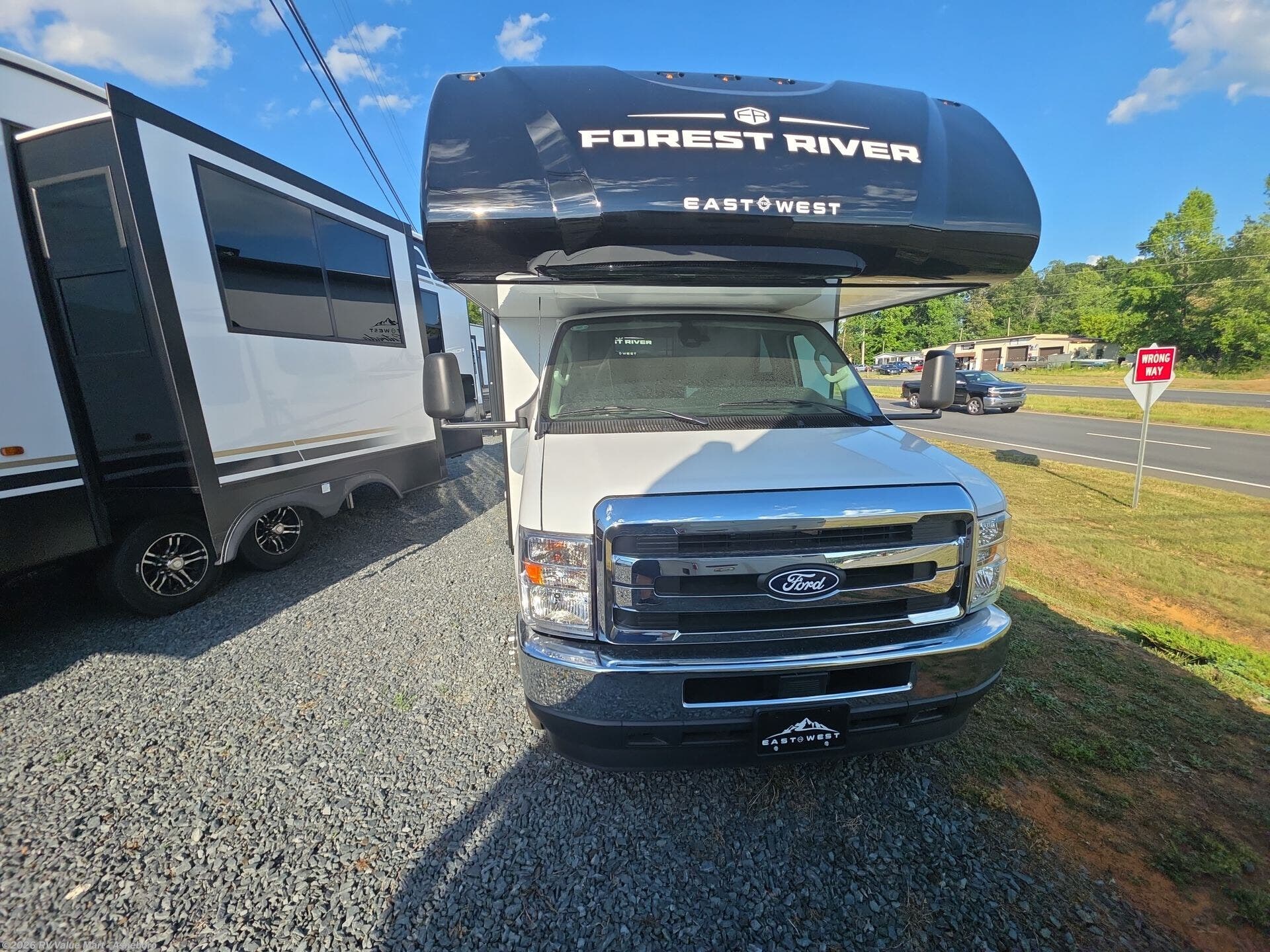 Used 2026 East to West Entrada 2200S available in Franklinville, North Carolina
