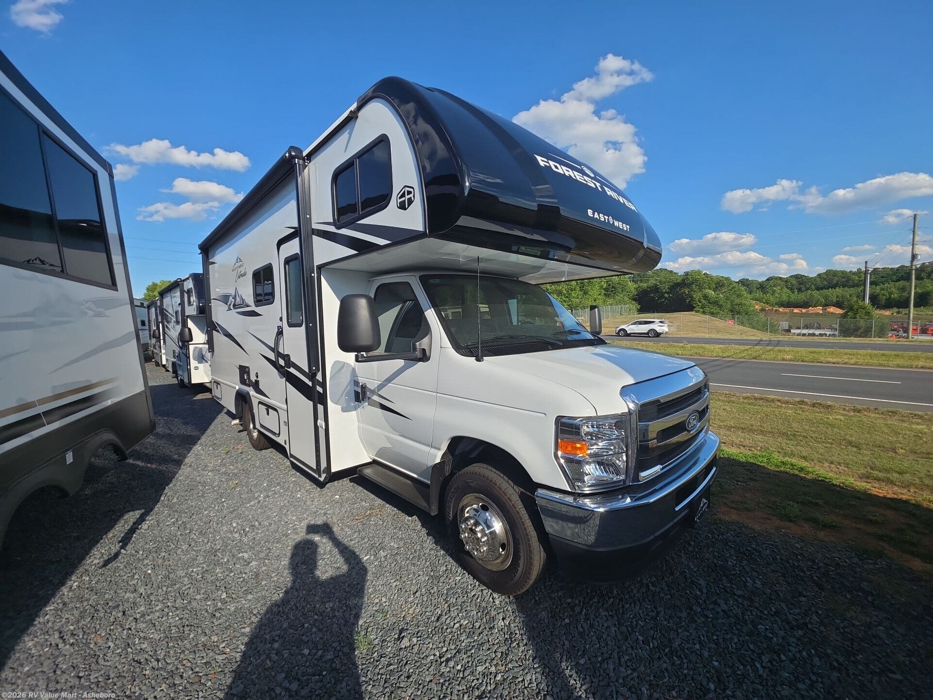 2026 Entrada 2200S by East to West from RV Value Mart - Asheboro in Franklinville, North Carolina
