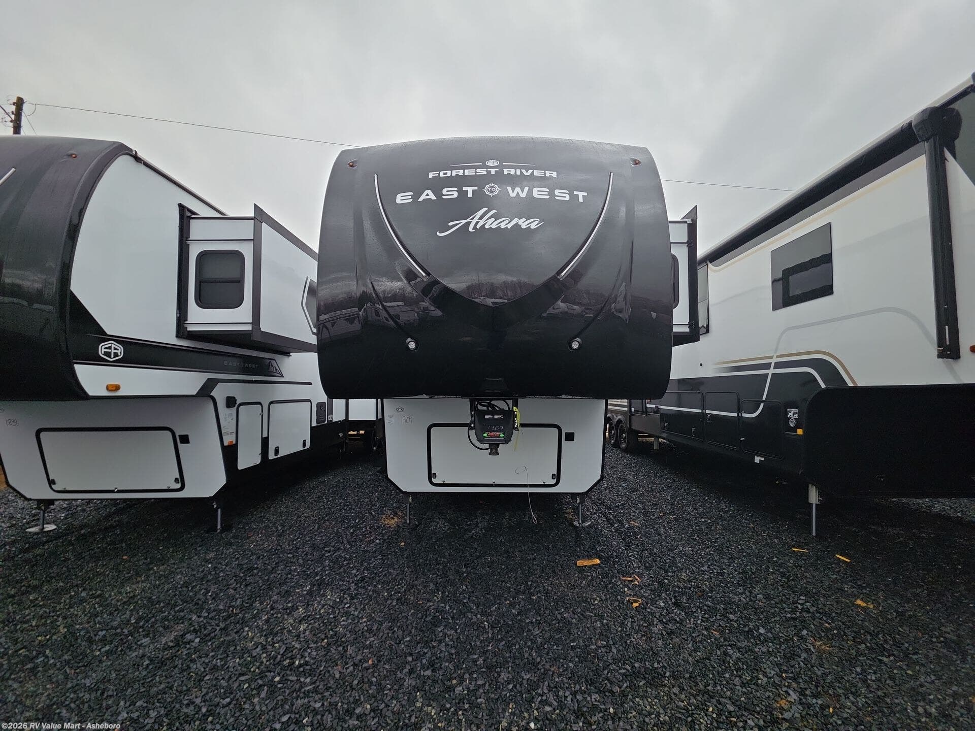2026 Ahara 385DS by East to West from RV Value Mart - Asheboro in Franklinville, North Carolina