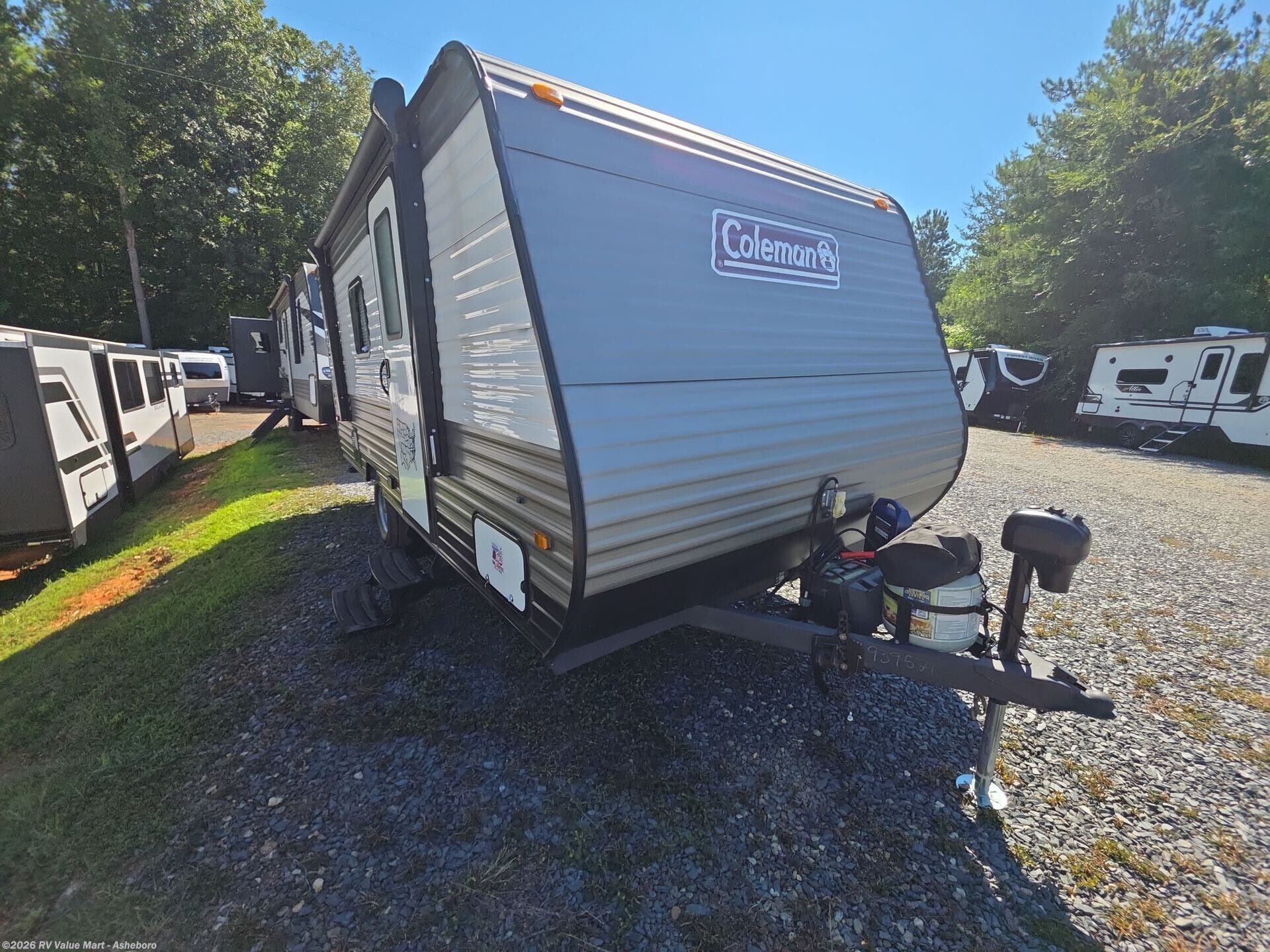 2022 Dutchmen Coleman 17B - Used Travel Trailer For Sale by RV Value Mart - Asheboro in Franklinville, North Carolina