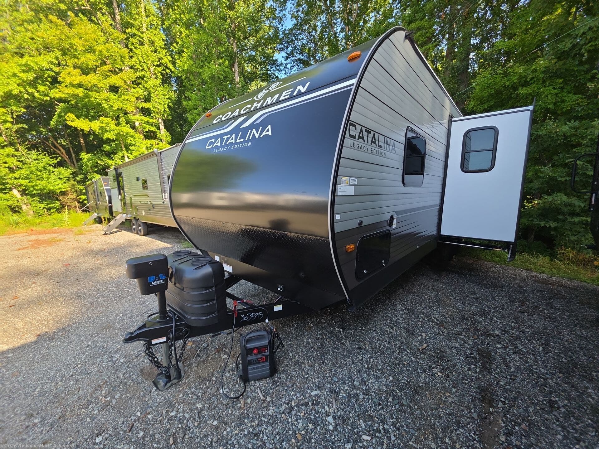 New 2027 Coachmen Catalina Legacy Edition 273DBHCKLE available in Franklinville, North Carolina