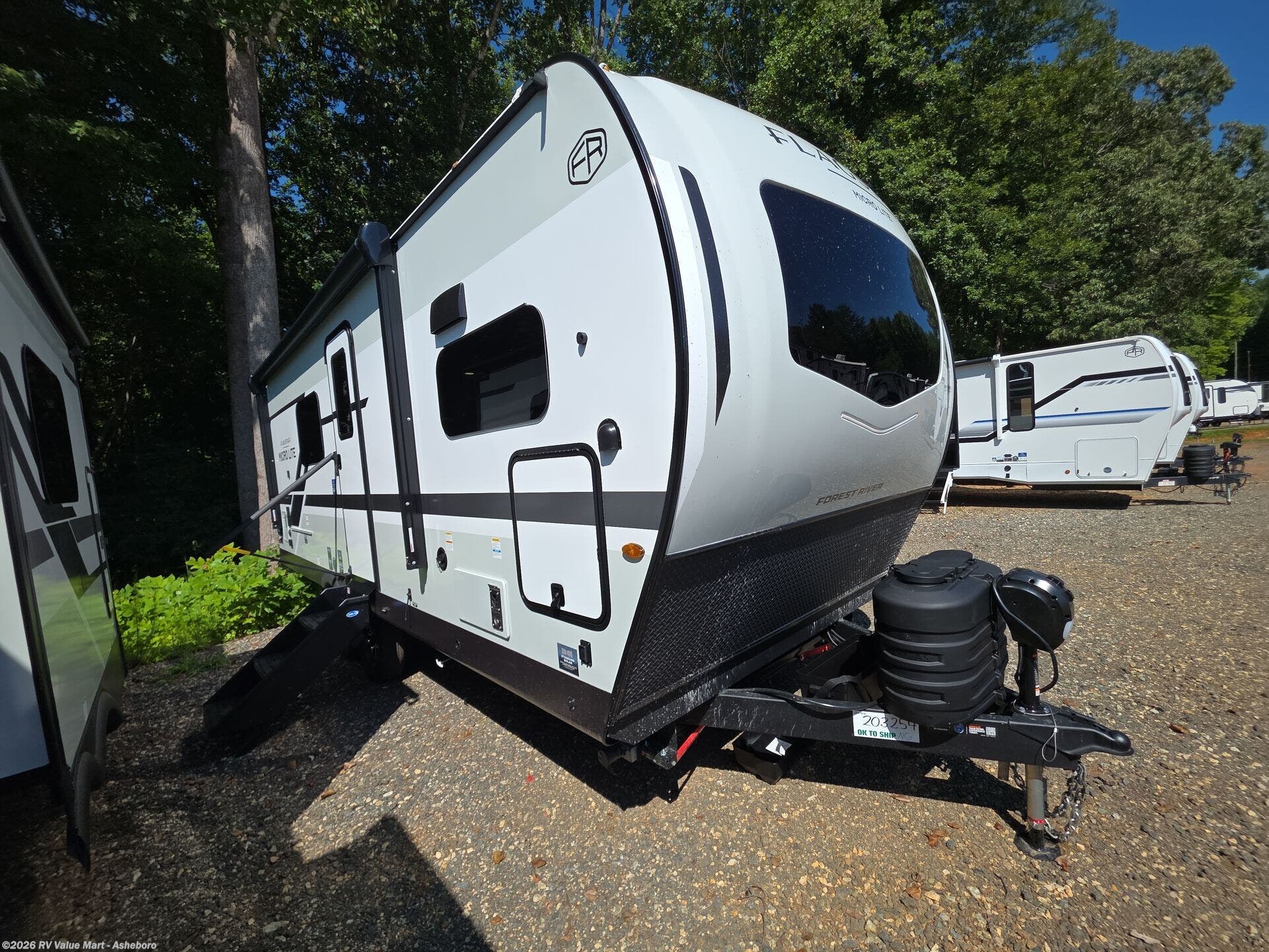 2027 Forest River Flagstaff Micro Lite 25MBR - New Travel Trailer For Sale by RV Value Mart - Asheboro in Franklinville, North Carolina
