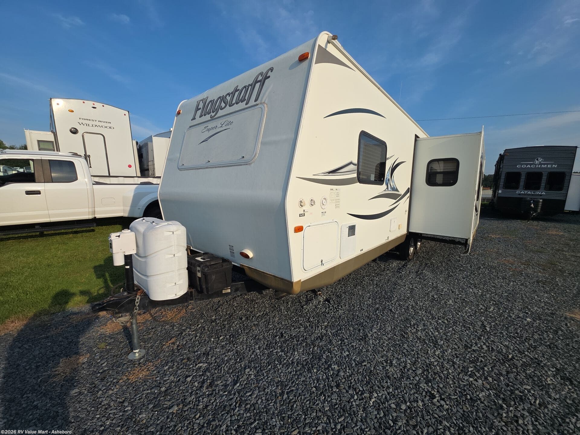 Used 2013 Forest River Flagstaff Super Lite 26RLS available in Franklinville, North Carolina