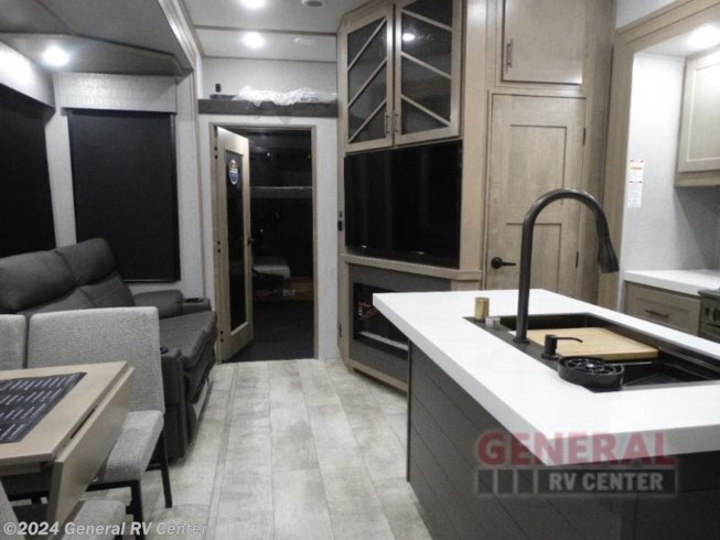 2024 Momentum 397THS by Grand Design from General RV Center in West Chester, Pennsylvania