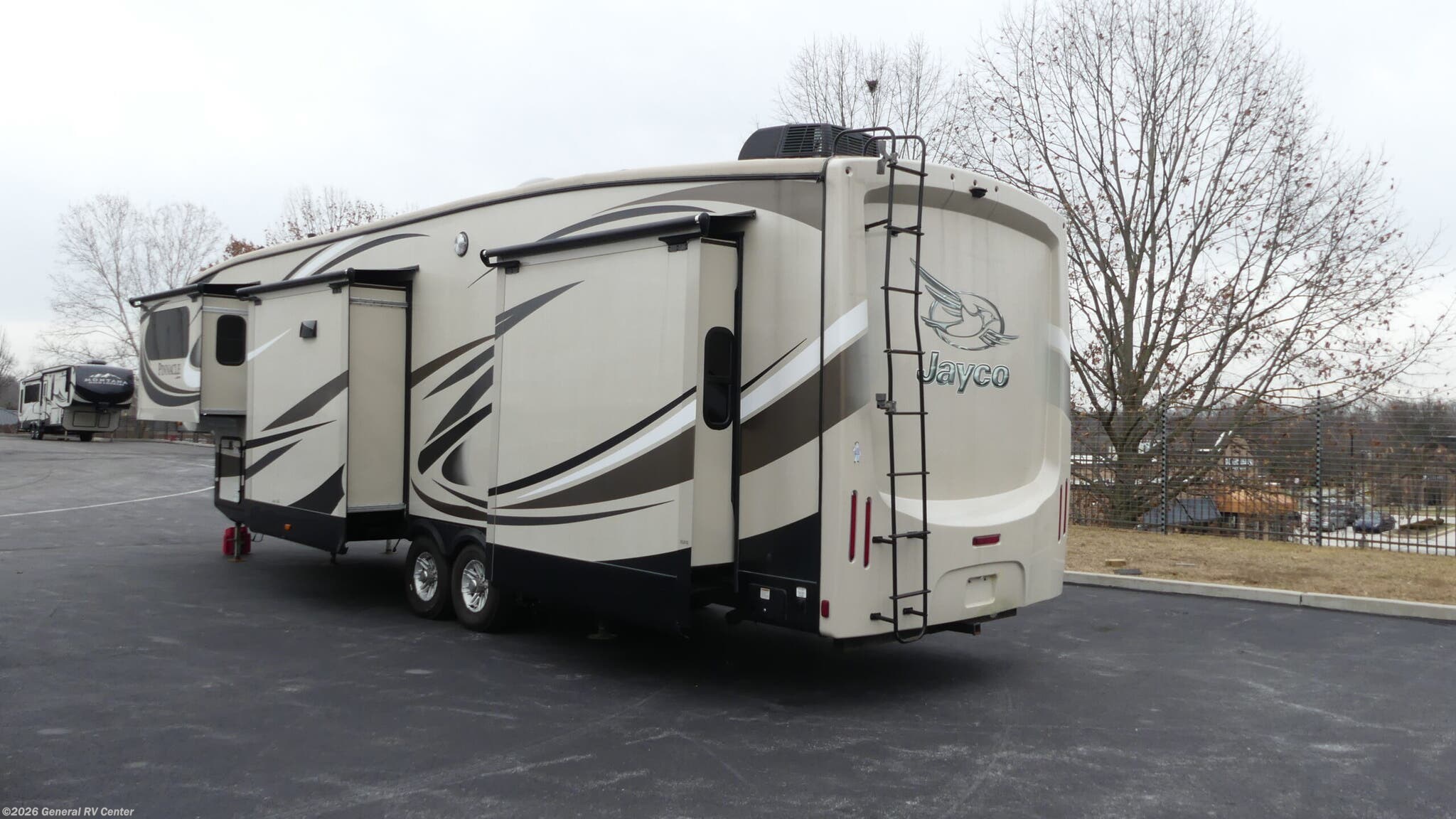 2016 Pinnacle 38FLSA by Jayco from General RV Center in West Chester, Pennsylvania