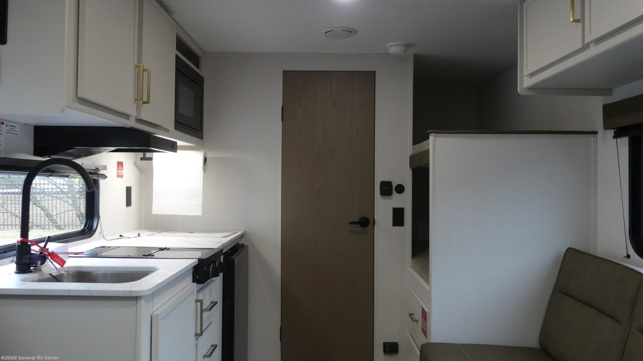 2026 Grand Design TRANSCEND-ONE 151BH - New Travel Trailer For Sale by General RV Center in West Chester, Pennsylvania