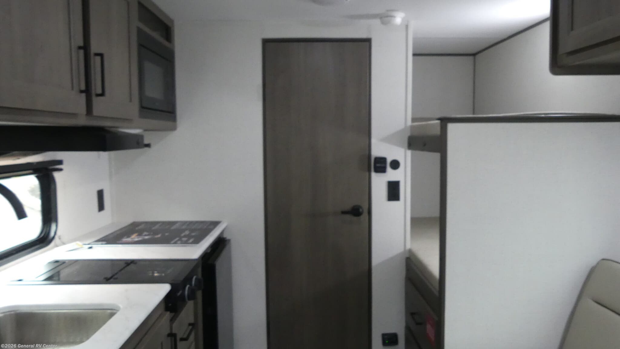 2026 Grand Design TRANSCEND-ONE 151BH - New Travel Trailer For Sale by General RV Center in West Chester, Pennsylvania