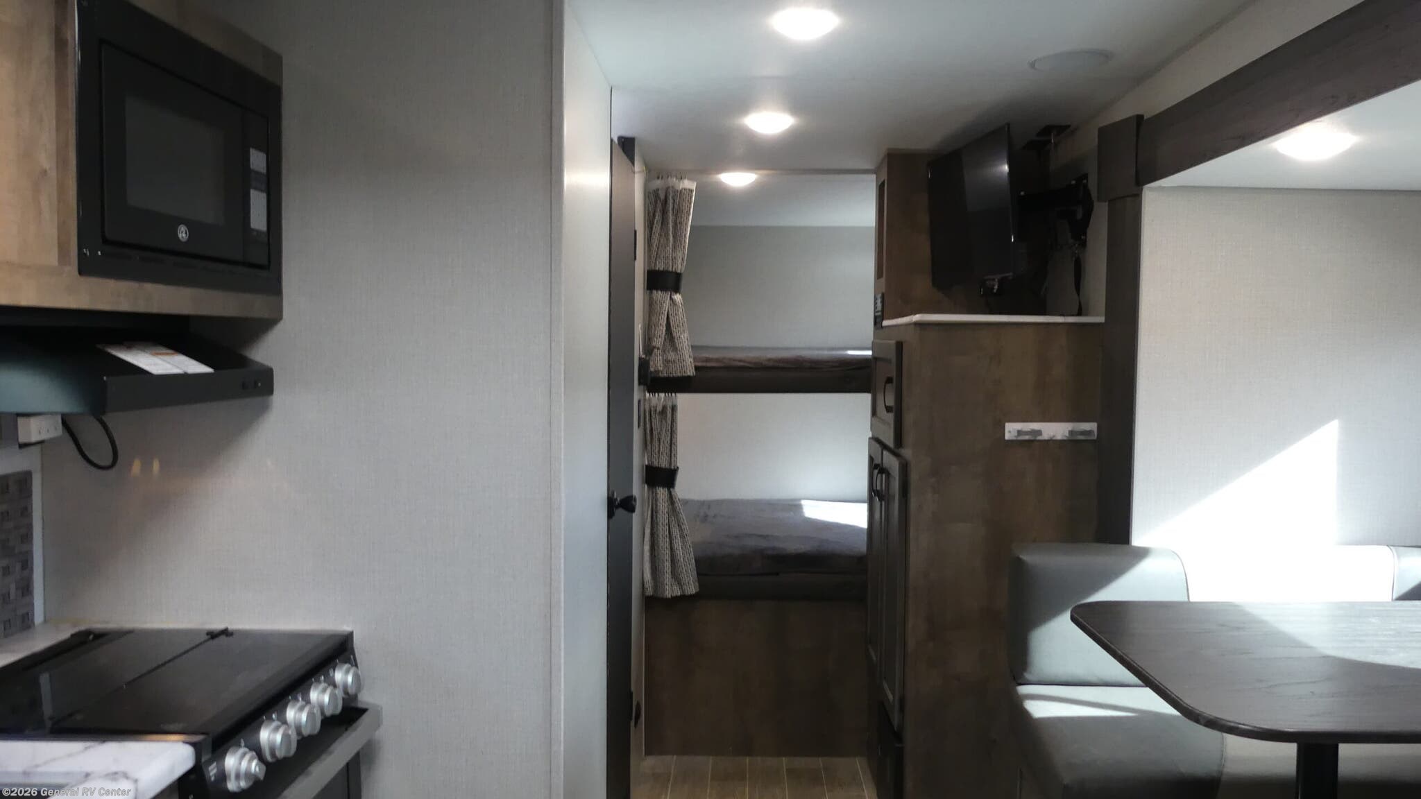 Used 2021 Venture RV Sonic 211VDB available in West Chester, Pennsylvania