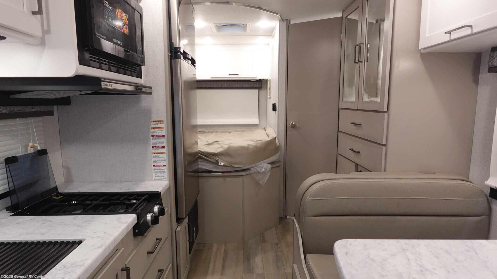 2026 Thor Motor Coach Pasadena SE21 Chevy - New Class C For Sale by General RV Center in West Chester, Pennsylvania