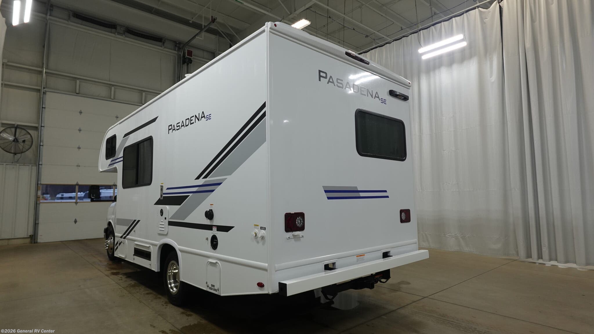 2026 Pasadena SE21 Chevy by Thor Motor Coach from General RV Center in West Chester, Pennsylvania