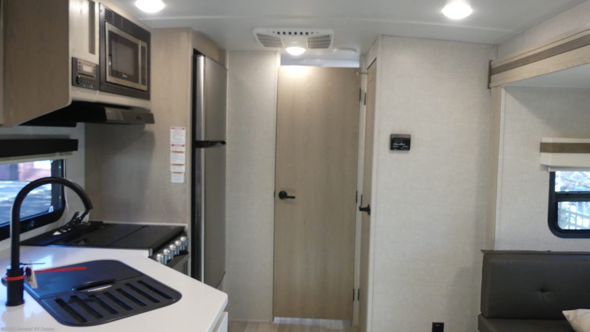 2022 Forest River Rockwood Mini Lite 2507S - Used Travel Trailer For Sale by General RV Center in West Chester, Pennsylvania