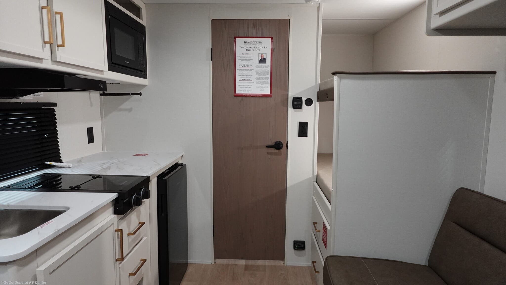 2026 Grand Design TRANSCEND-ONE 151BH - New Travel Trailer For Sale by General RV Center in West Chester, Pennsylvania