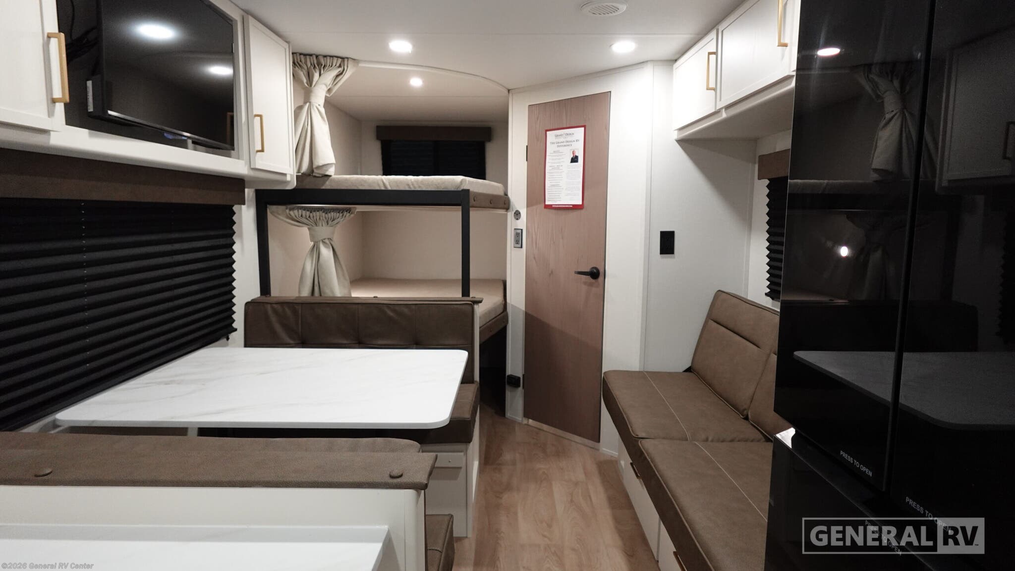 2026 Grand Design TRANSCEND-XPLOR 24BHX - New Travel Trailer For Sale by General RV Center in West Chester, Pennsylvania