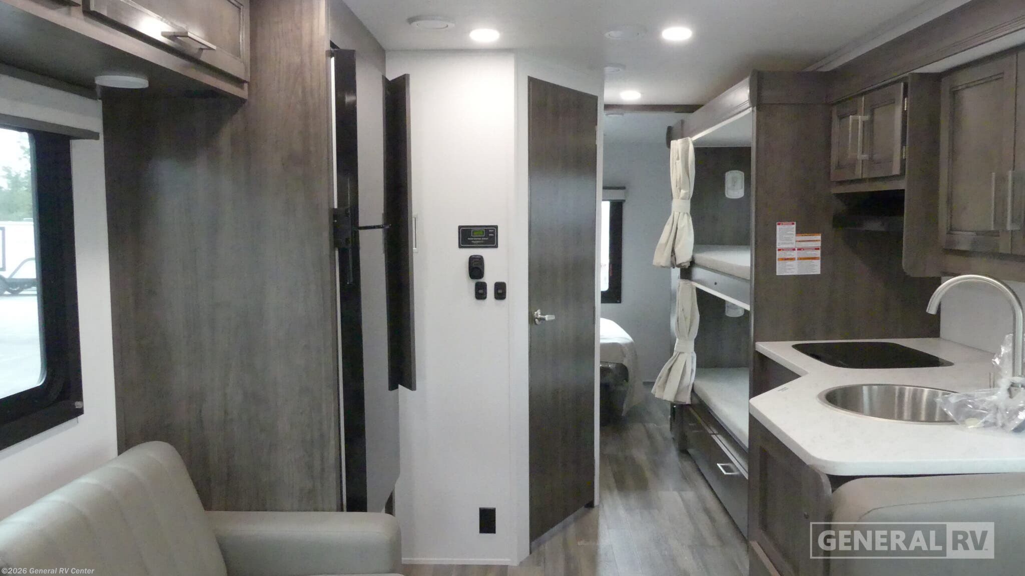 2026 Entegra Coach ODYSSEY-SE 31FF - New Class C For Sale by General RV Center in West Chester, Pennsylvania