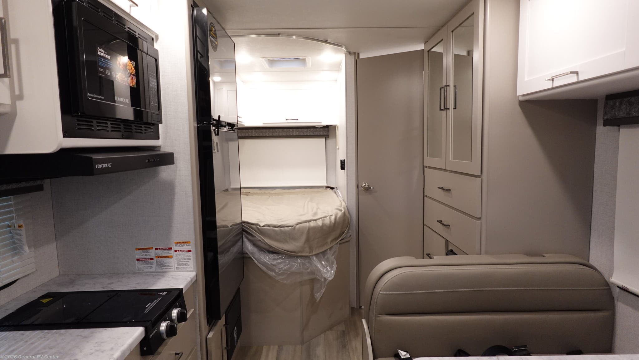 2026 Thor Motor Coach Pasadena SE SE21 Chevy - New Class C For Sale by General RV Center in West Chester, Pennsylvania