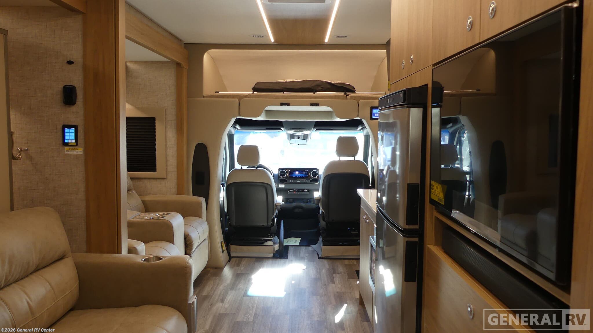 New 2026 Tiffin Wayfarer 25XRW available in West Chester, Pennsylvania