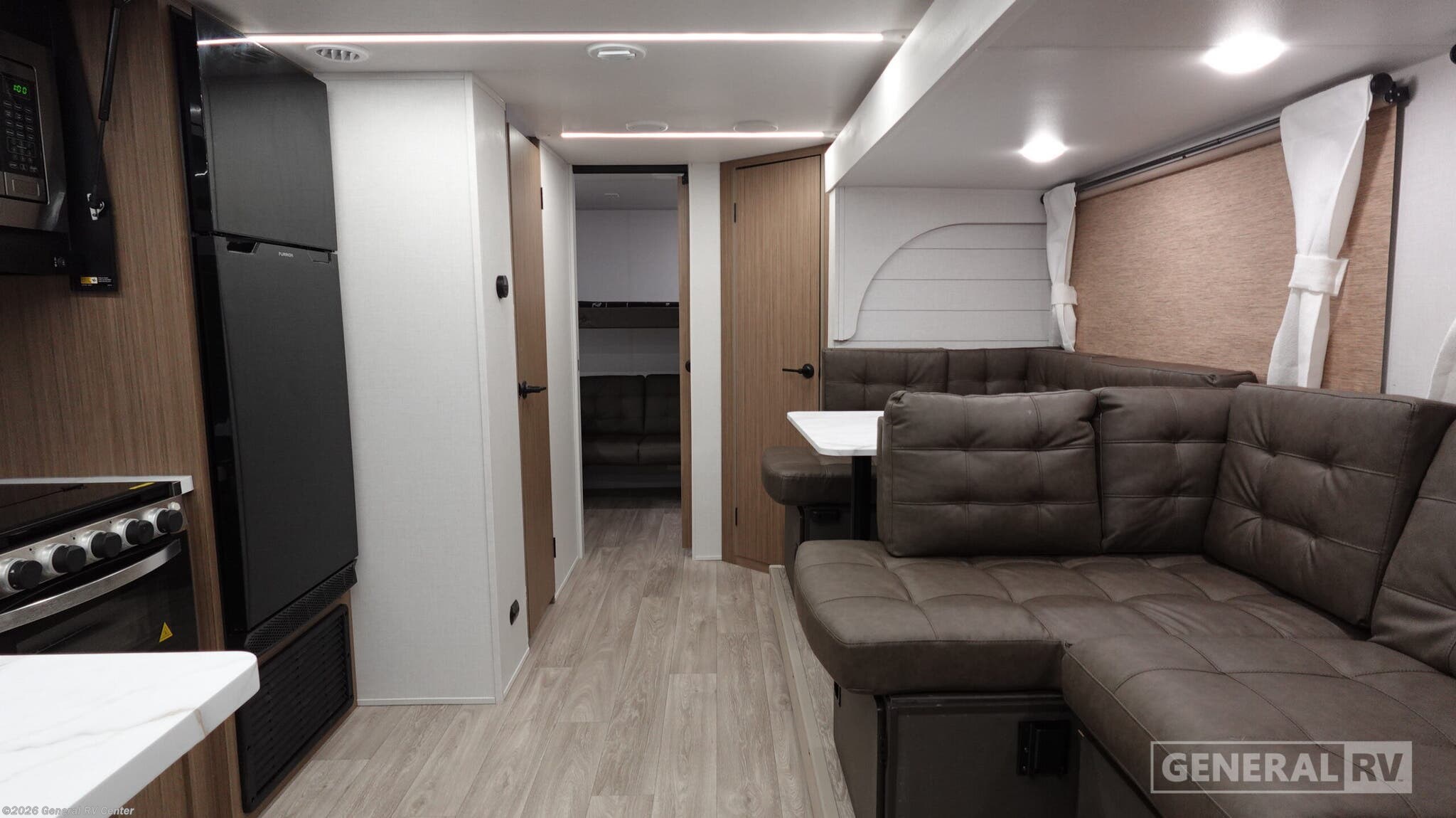 2026 Forest River Wildwood X-Lite 273QBXL - New Travel Trailer For Sale by General RV Center in West Chester, Pennsylvania