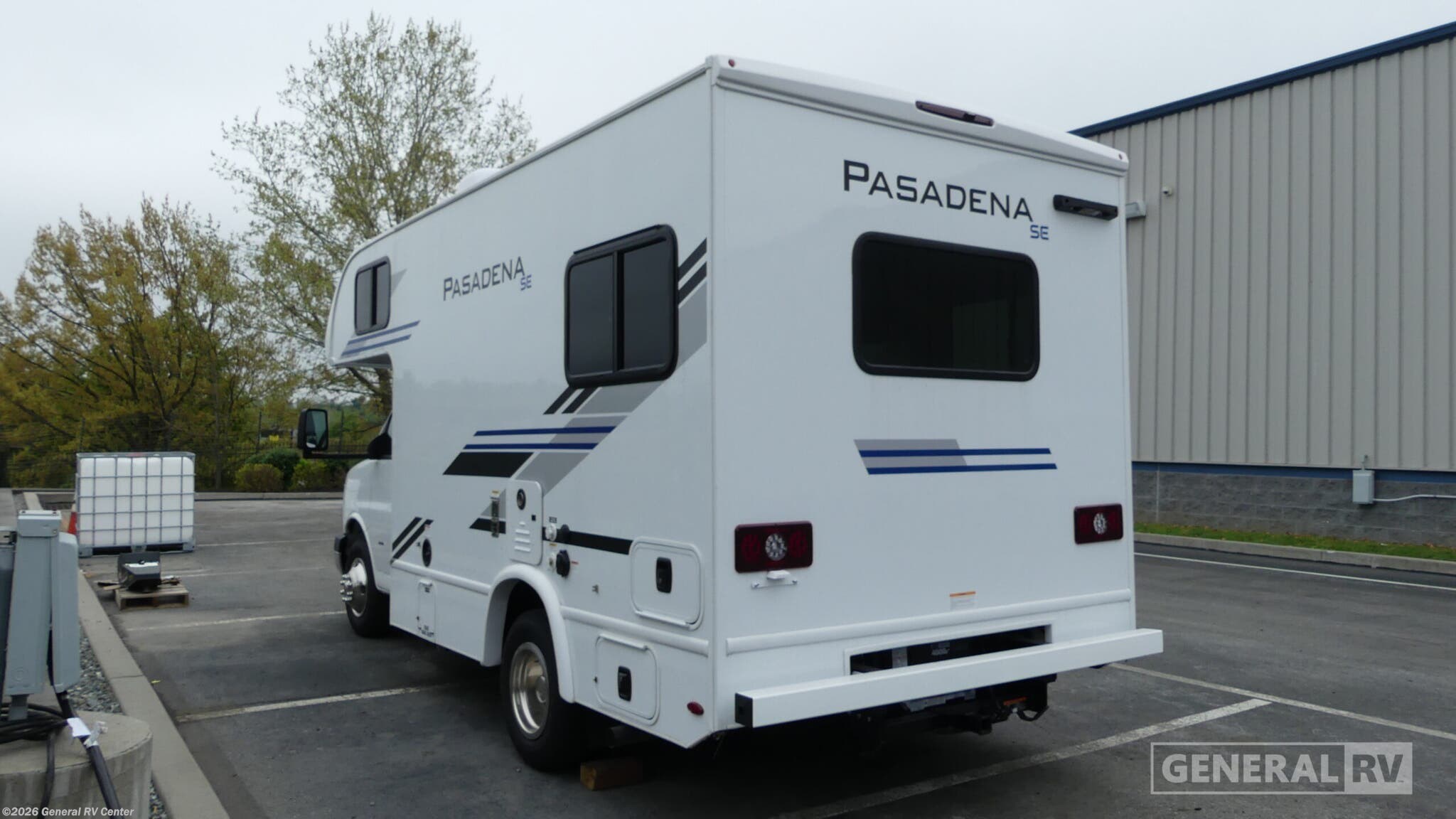2026 Pasadena SE SE19 Chevy by Thor Motor Coach from General RV Center in West Chester, Pennsylvania